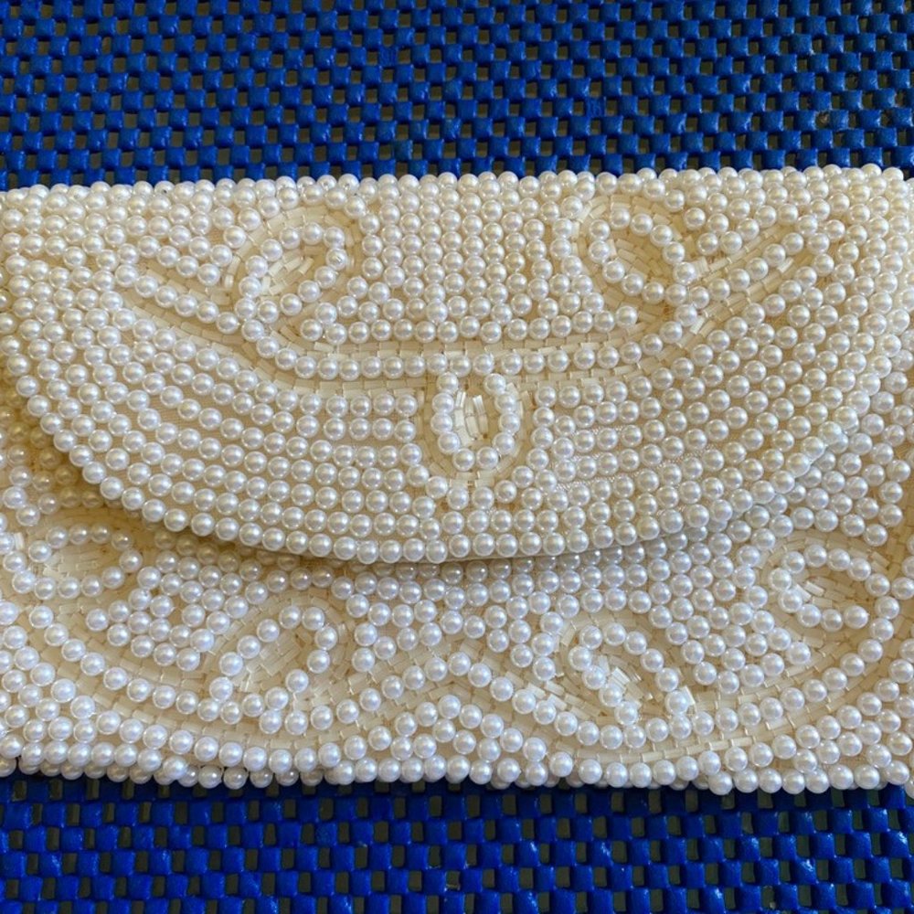 Designers White Pearl Beaded Clutch Evening Bag Purse - Picture 1 of 7